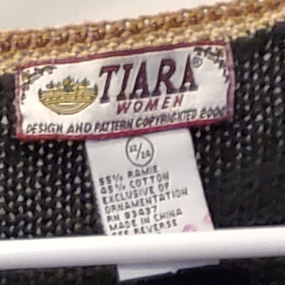 Grandma Chic Floral Paisley Embroidered Black Knit Button-Up Sweater 16/18 - Picture 8 of 8